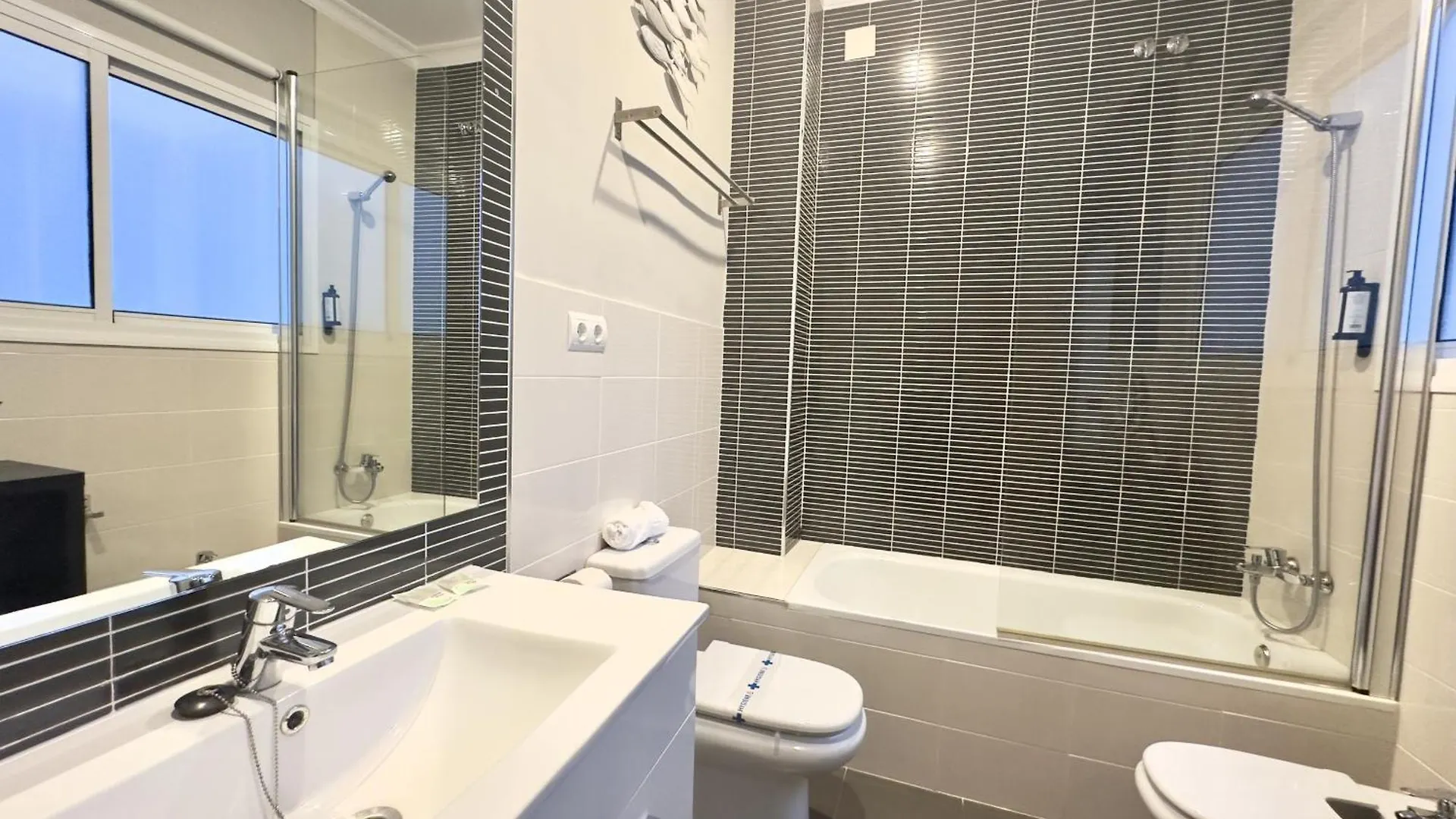 Urbe10 Plaza De Uncibay 3 Bedrooms Apatment Málaga Daire